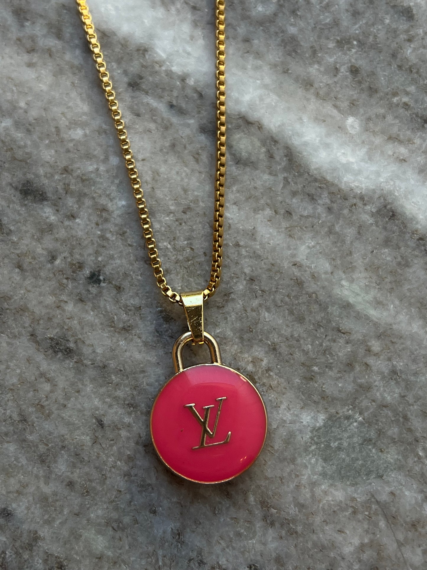 Daphne Pendant