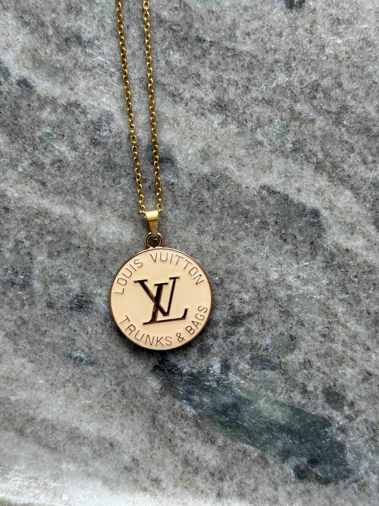 Tan Trunk Pendant