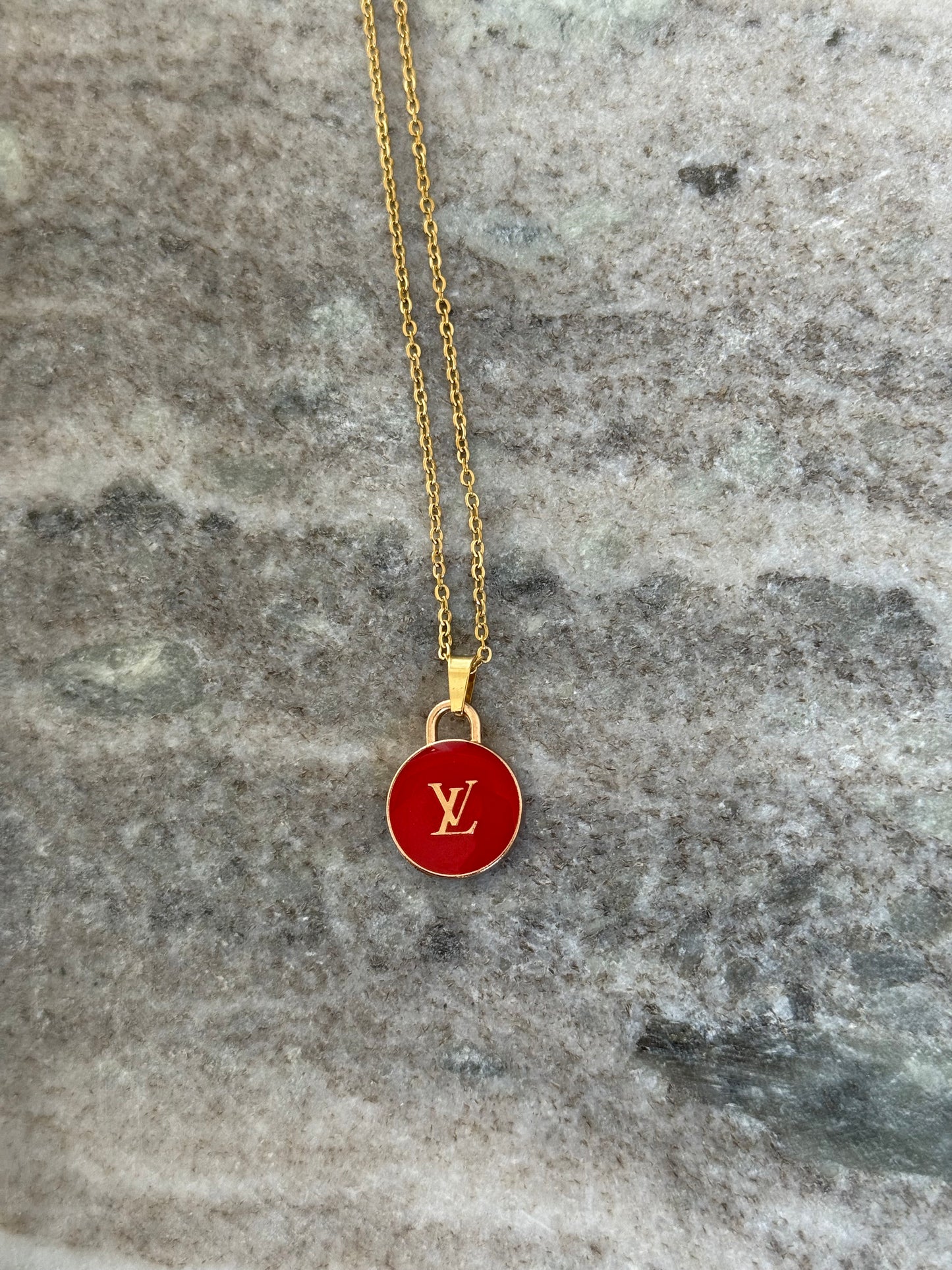 Red Roses Pendant