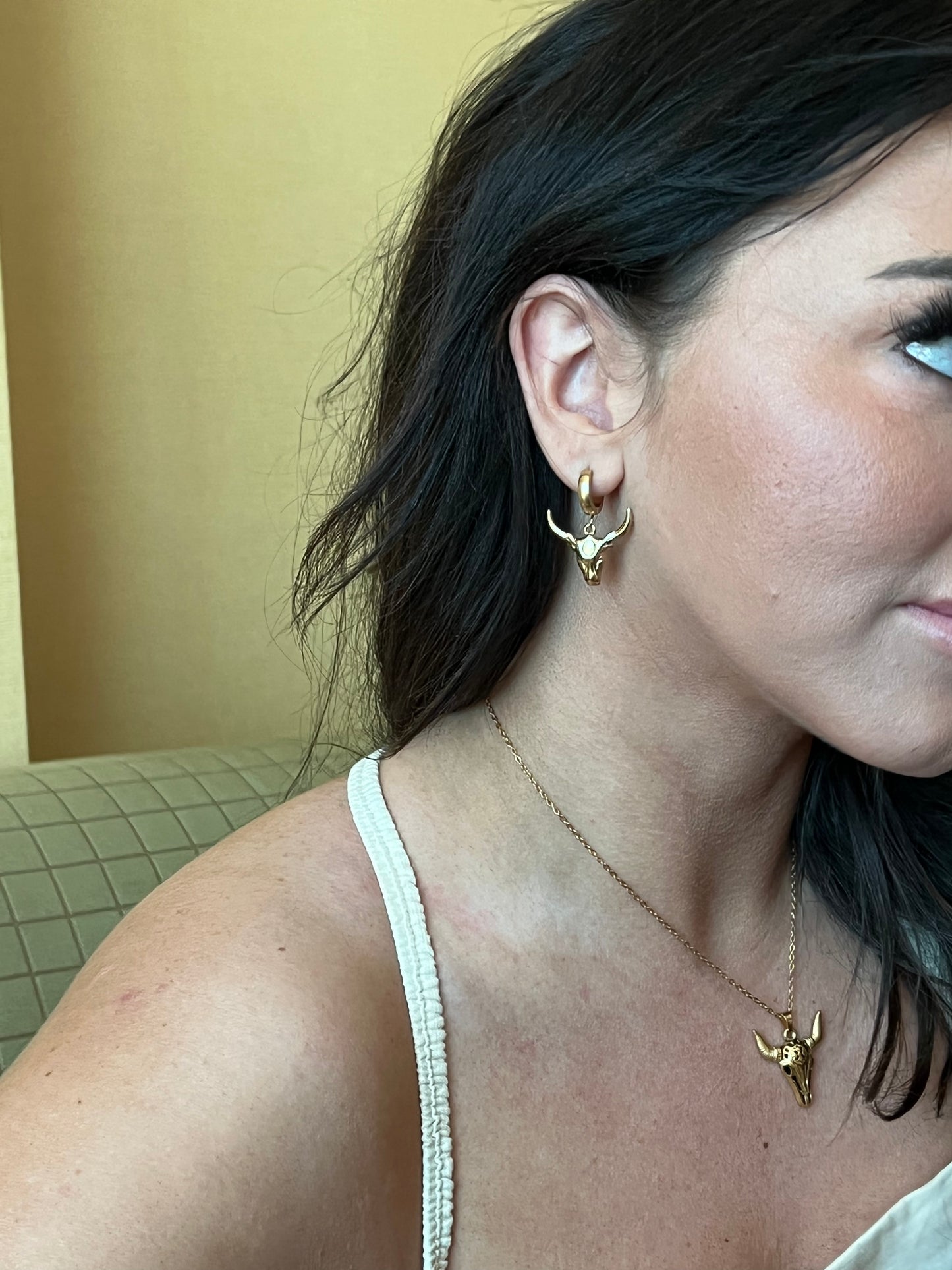 Mess With The Bull Huggies