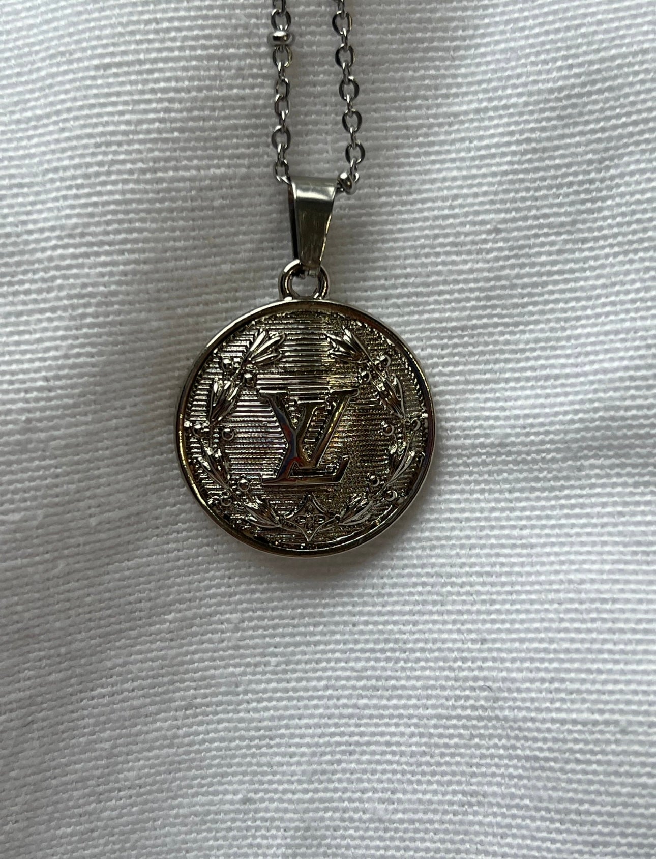 Silver Aphrodite Pendant