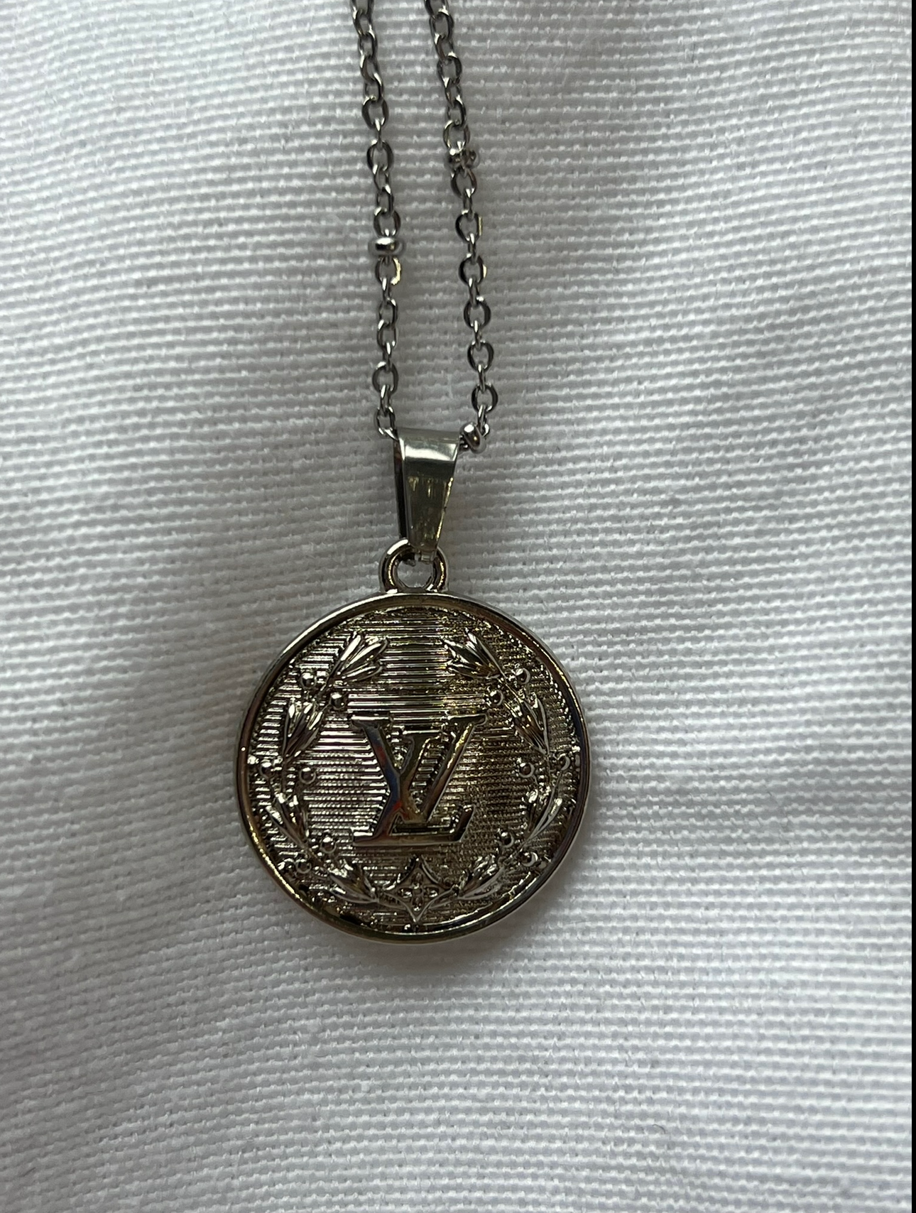 Silver Aphrodite Pendant