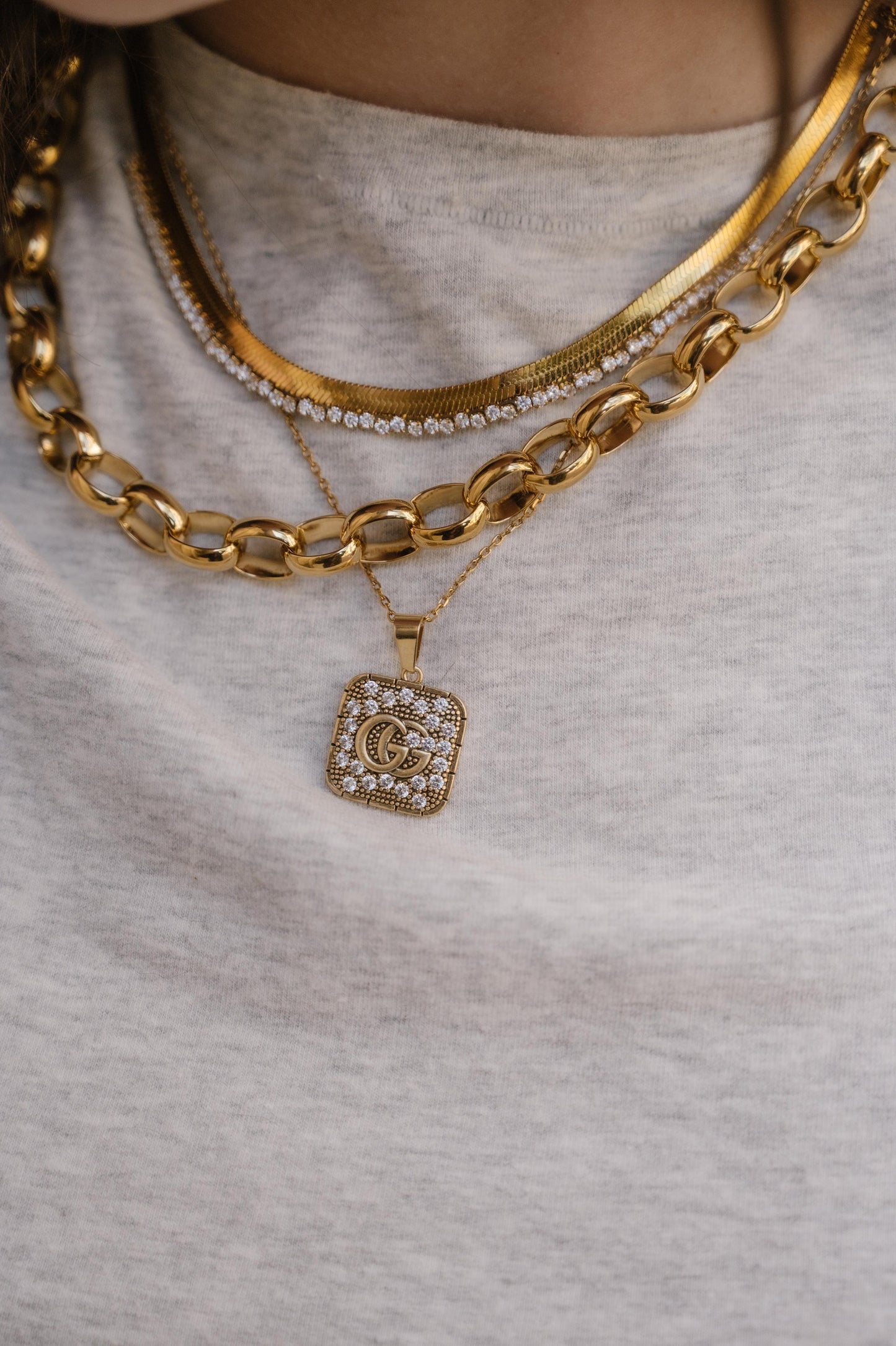Blingy Herringbone Chain