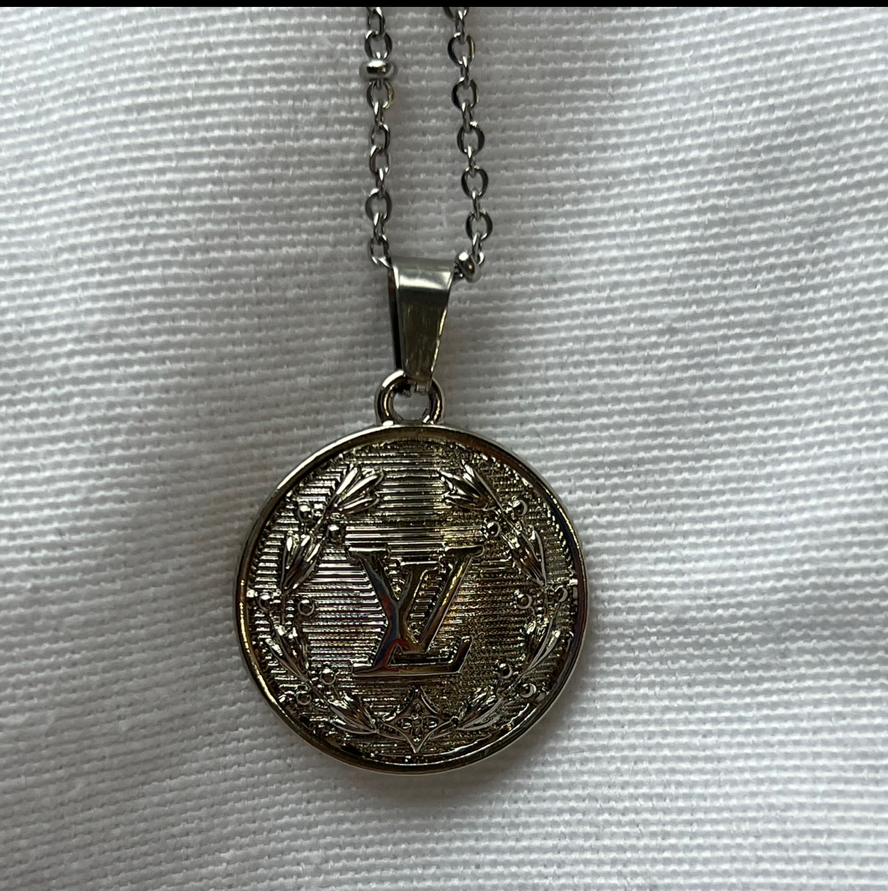 Silver Aphrodite Pendant