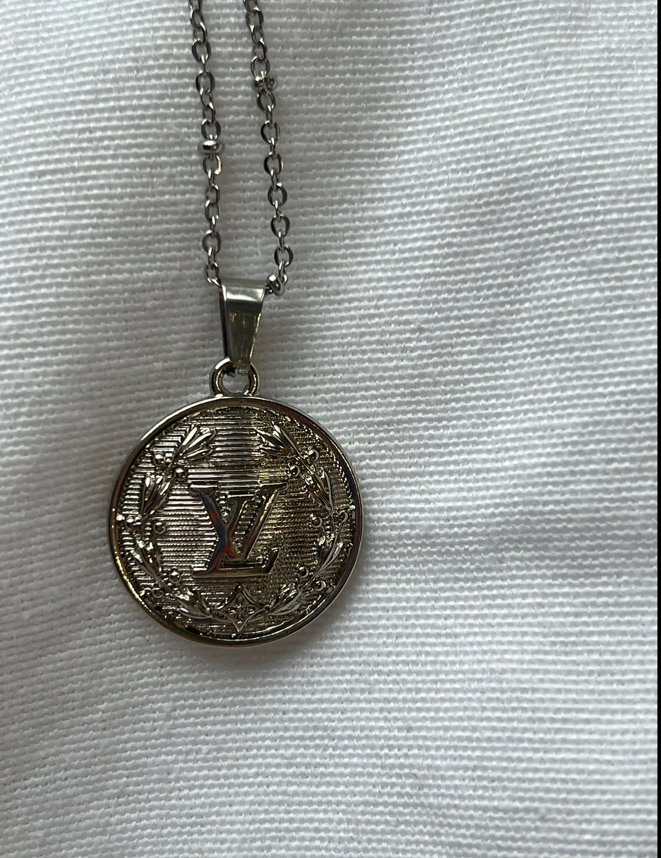 Silver Aphrodite Pendant