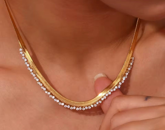 Blingy Herringbone Chain