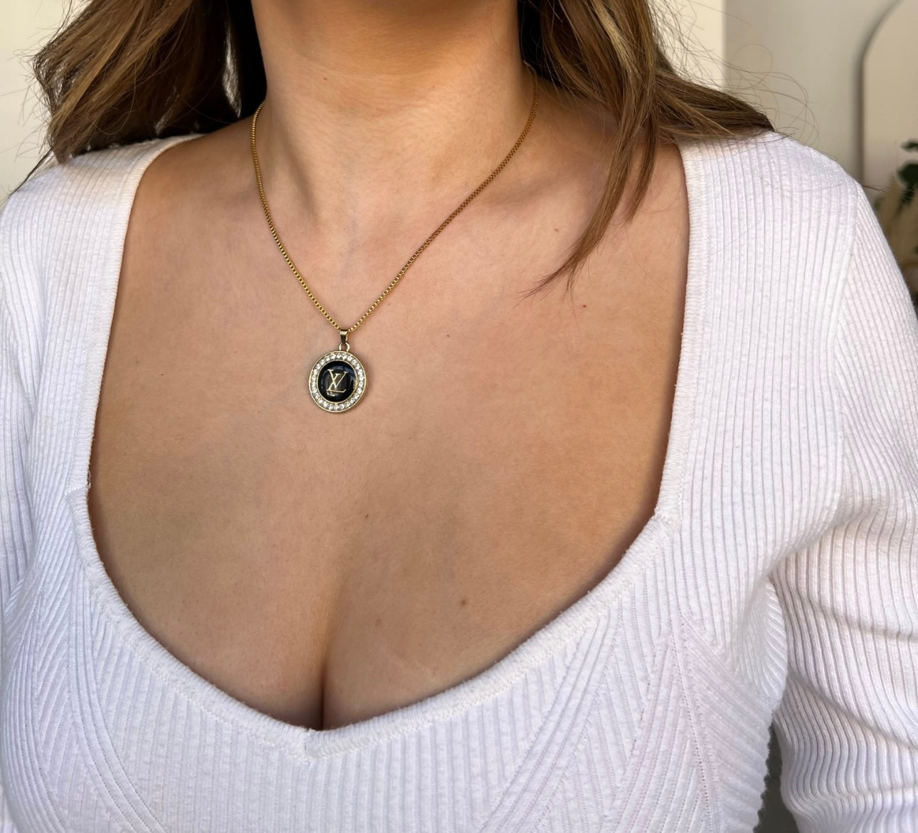 Black Jules Pendant