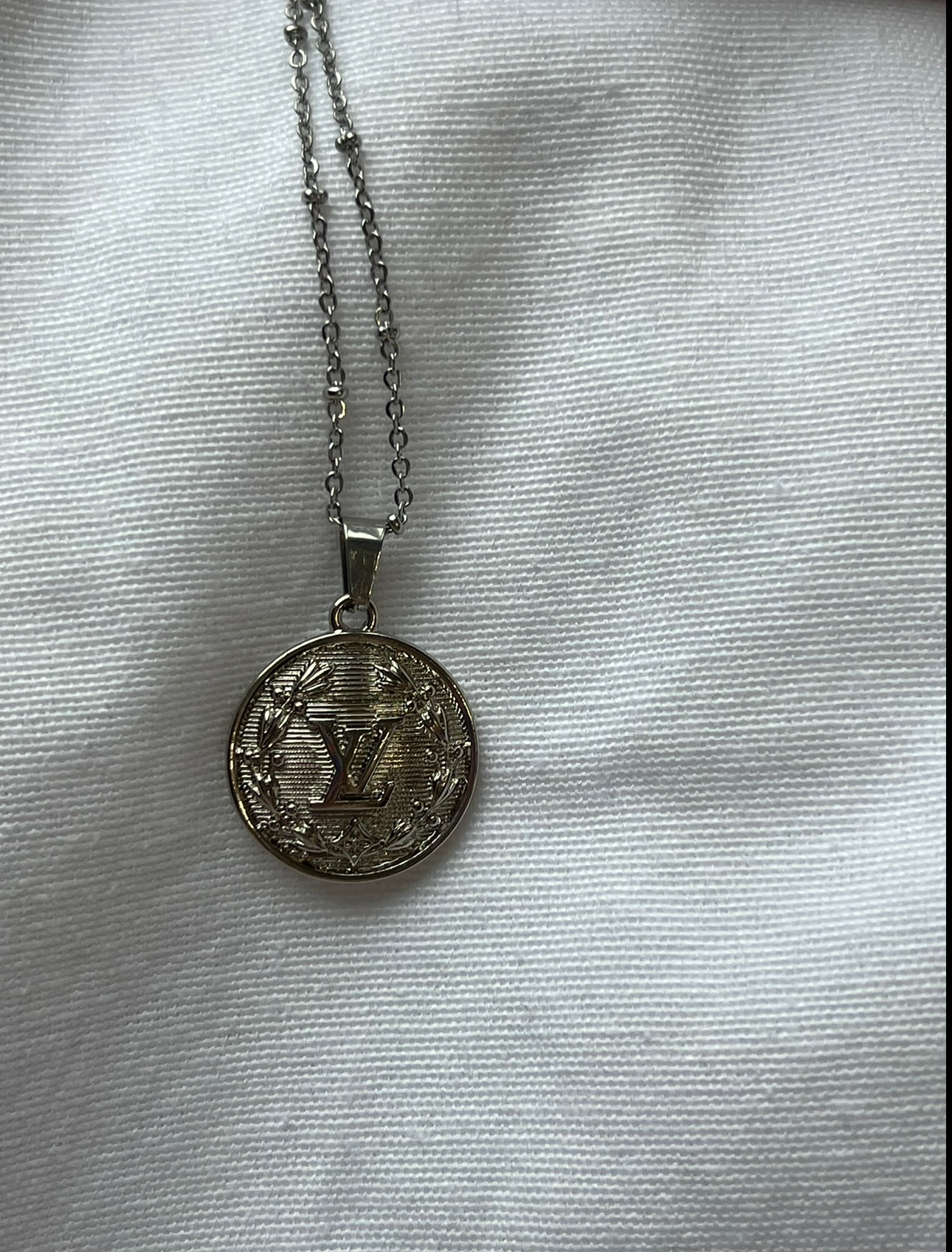 Silver Aphrodite Pendant