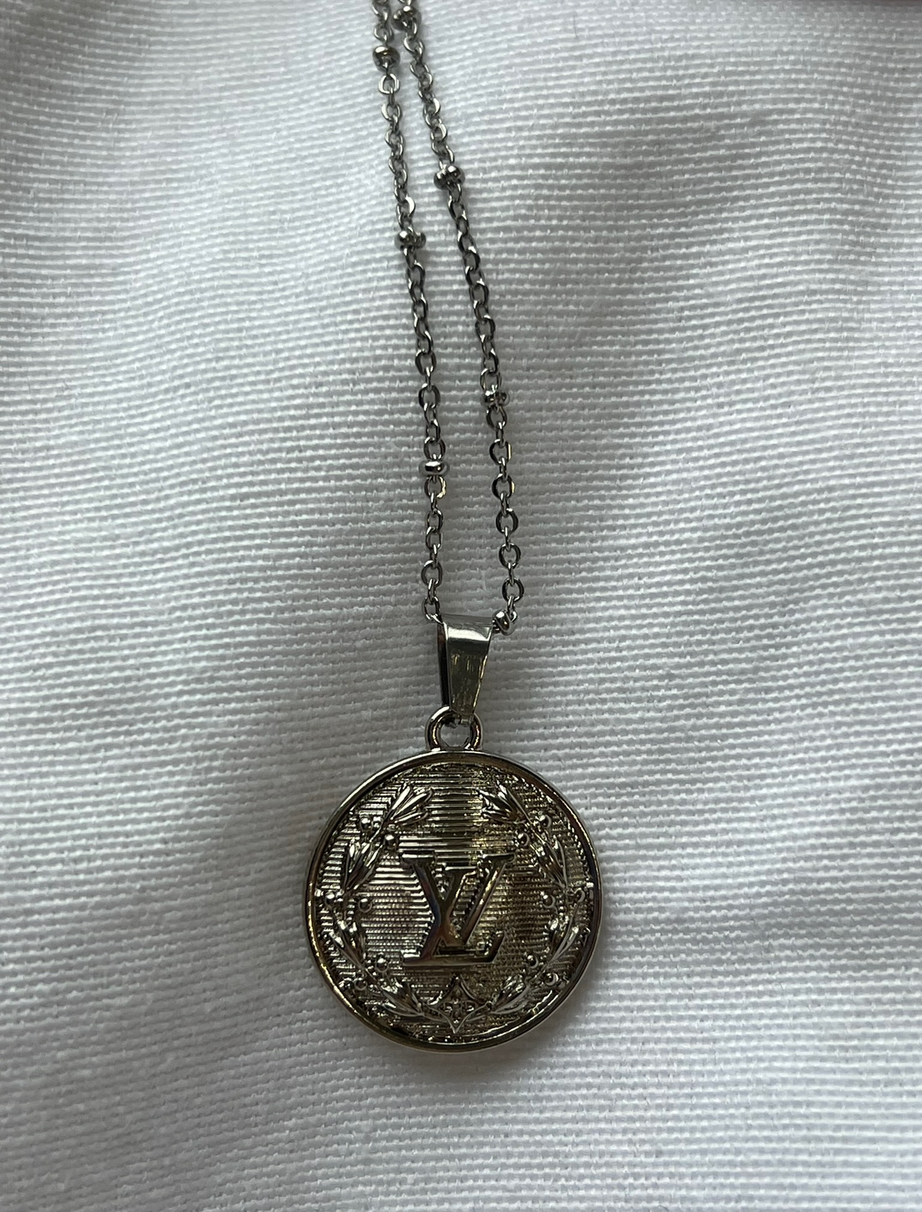 Silver Aphrodite Pendant