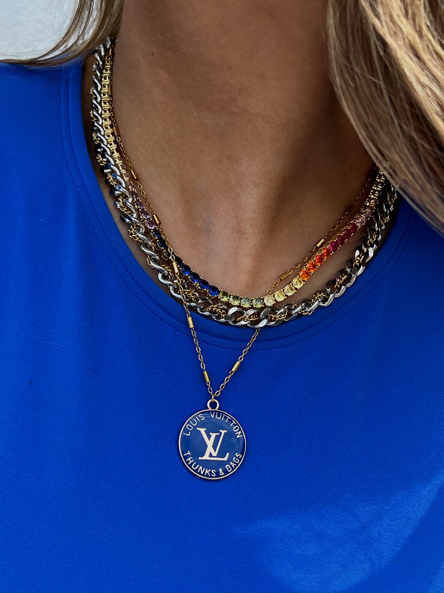 Cobalt Trunk Pendant