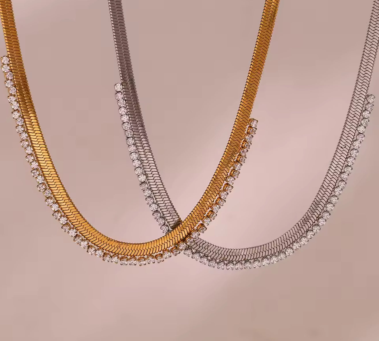 Blingy Herringbone Chain