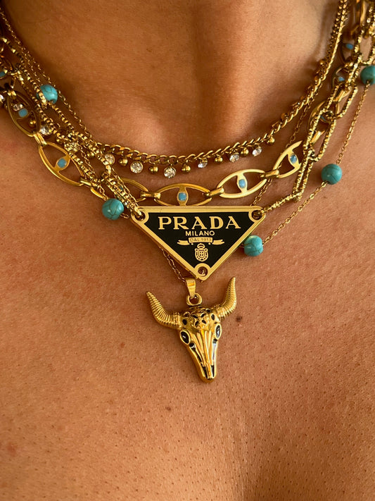 Howdy Necklace in Gold